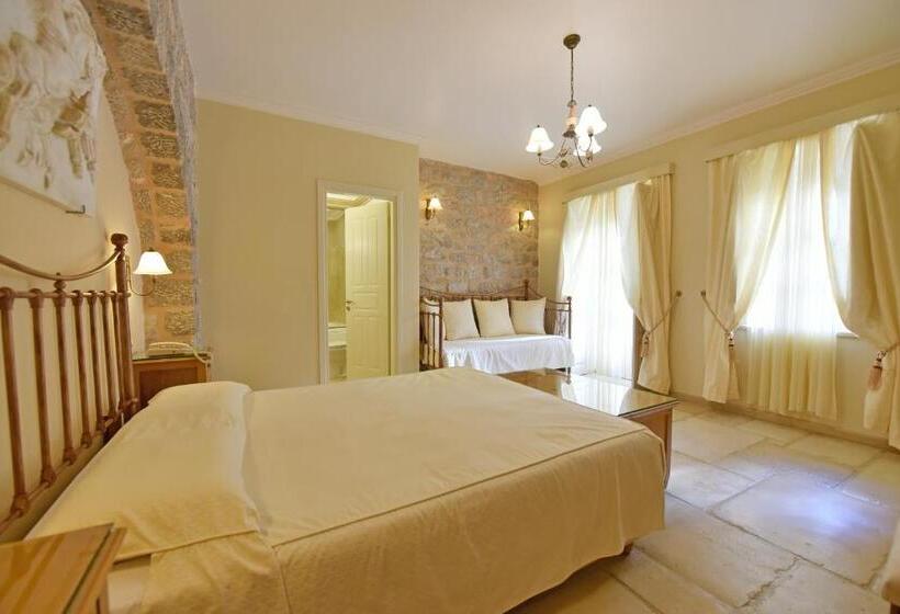 اتاق سوپریور سه تخته, Angelica Boutique