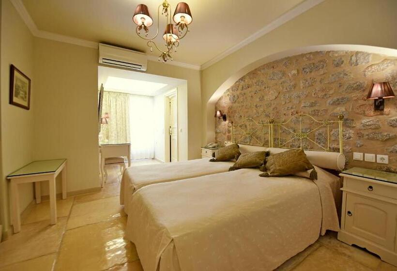 اتاق کلاسیک, Angelica Boutique