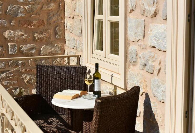 سوییت جونیور, Angelica Boutique