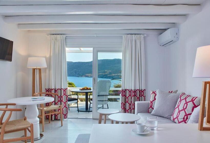 Люкс Вид на Море с Гидромассажем, Archipelagos Hotel   Small Luxury Hotels Of The World
