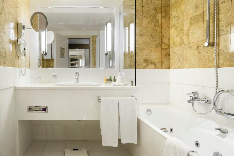 غرفة قياسية سرير كينج, Holiday Inn Athens Attica Av, Airport W., An Ihg