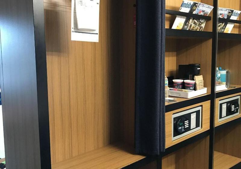 标准三人间共用浴室, Loggia Fiorentina