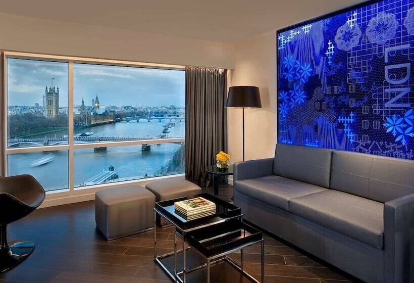 带河湖景观的套房, Park Plaza London Riverbank