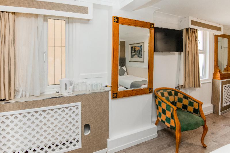 Четырехместный Номер Стандарт, Huttons Hotel, Victoria London