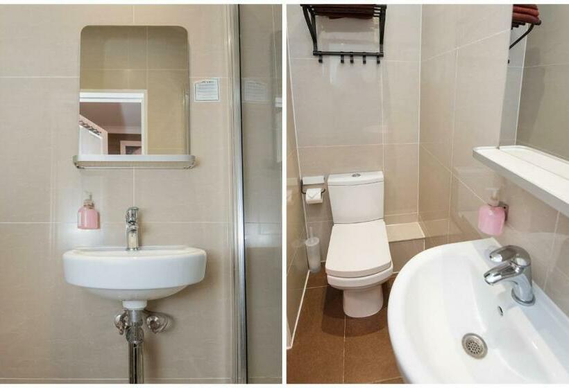 Номер Стандарт Трехместный, Huttons Hotel, Victoria London