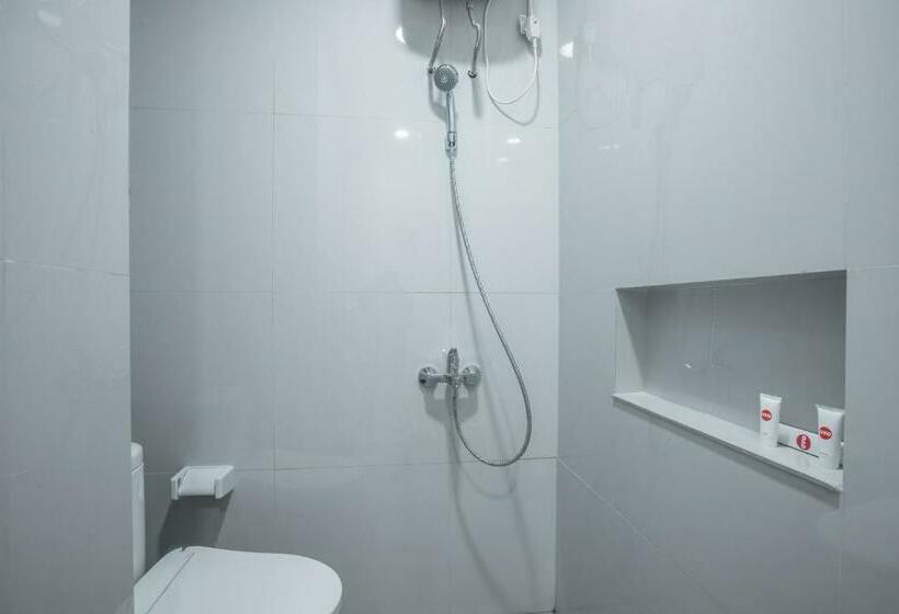 Deluxe Room, Super Oyo 1487 Residence Khoe