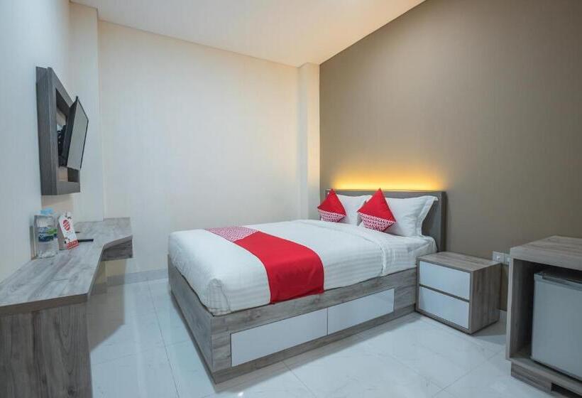 Deluxe Room, Super Oyo 1487 Residence Khoe