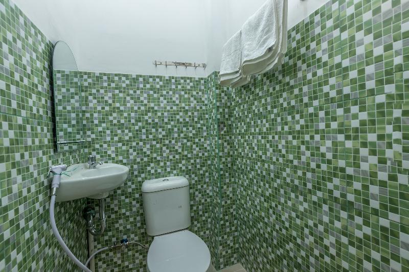 Deluxe Room, Super Oyo 1487 Residence Khoe