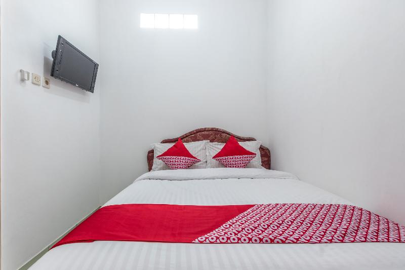Deluxe Room, Super Oyo 1487 Residence Khoe