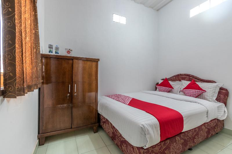Deluxe Room, Super Oyo 1487 Residence Khoe