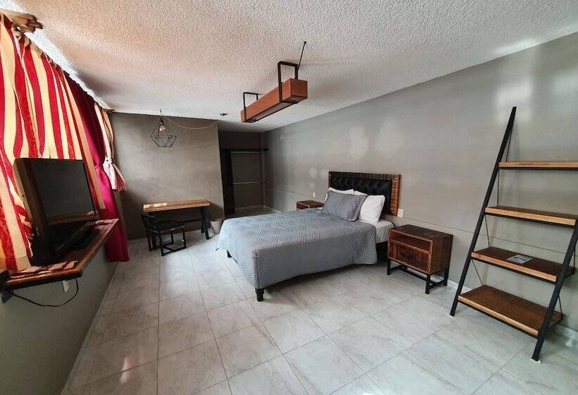اتاق استاندارد, Capital O Hotel Diez