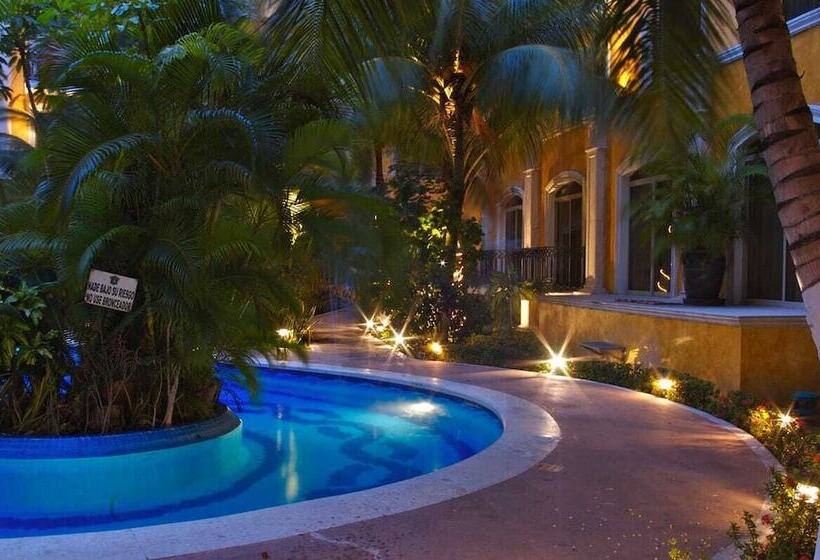 سوییت اجرایی, Hacienda Real Del Carmen