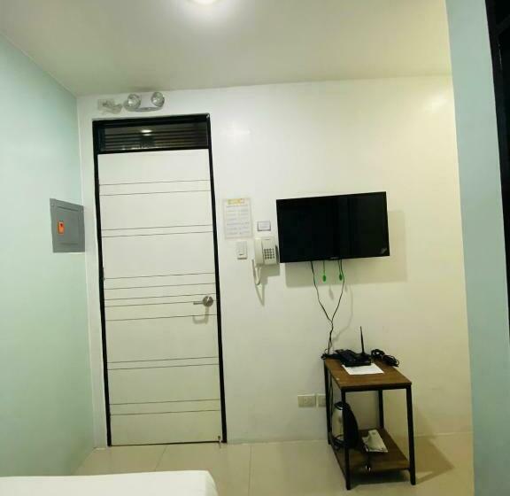 اتاق لوکس یک تخته, Happy Homes Manila