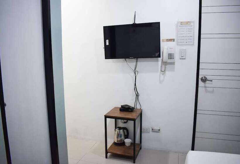 اتاق لوکس یک تخته, Happy Homes Manila