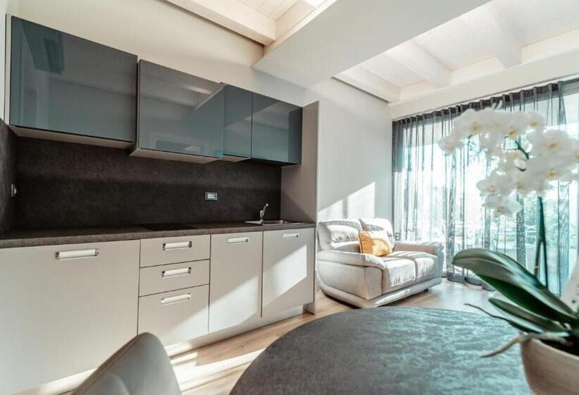 سوییت سوپریور, Prada' Home Eco Suites