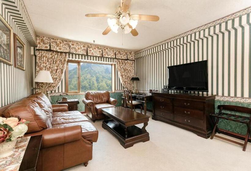سوییت با چشم‌انداز کوه, Kensingtonhotel Seorak