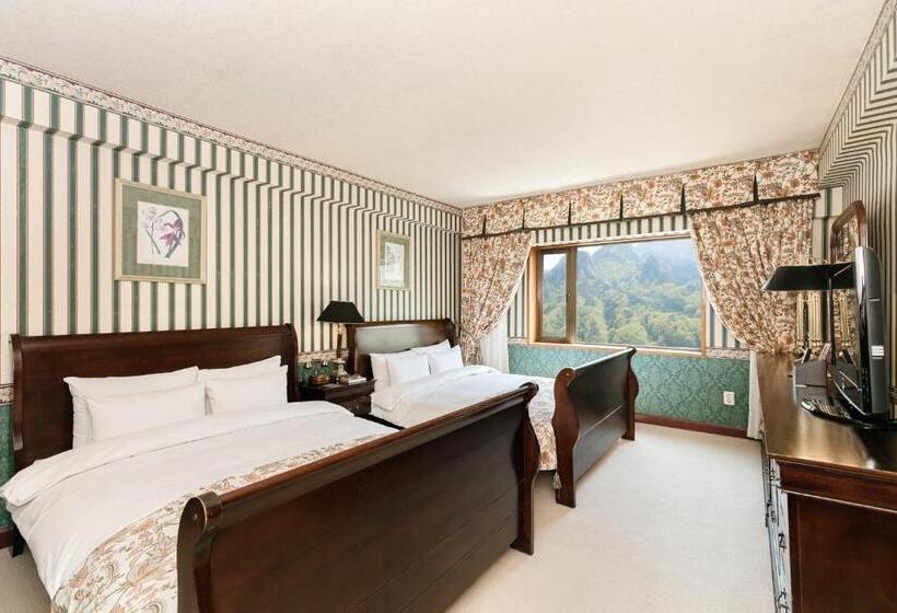 سوییت با چشم‌انداز کوه, Kensingtonhotel Seorak