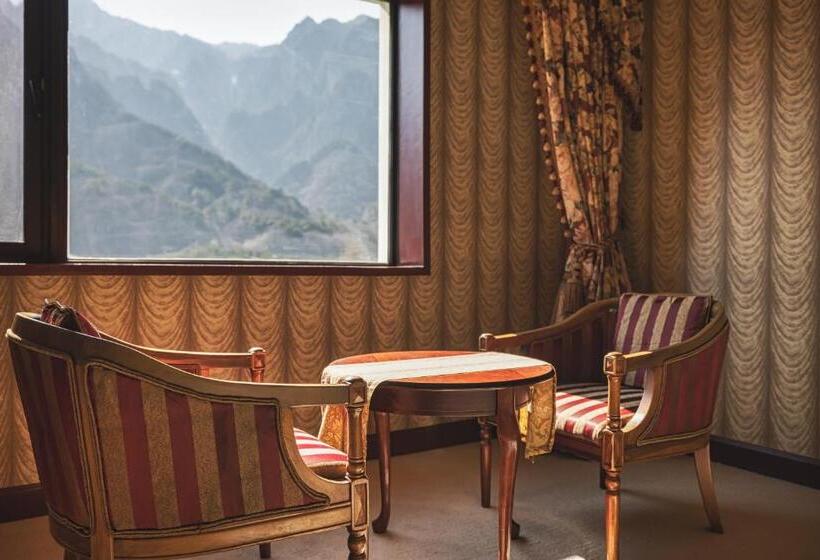 اتاق خانوادگی با چشم‌انداز کوه, Kensingtonhotel Seorak