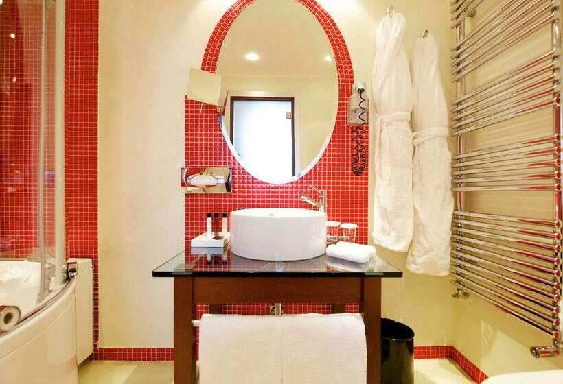سوییت جونیور, La Griffe Hotel Roma