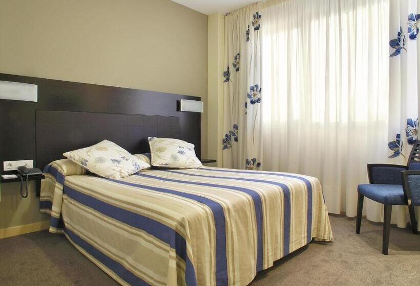 Люкс Повышенной Комфортности, Blu Hotel Pamplona