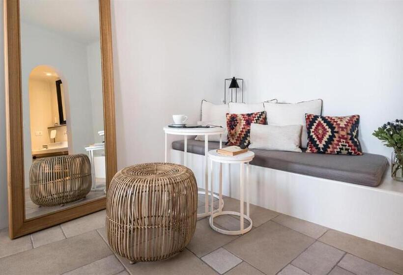 سوئیت با چشم‌انداز, Porto Fira Suites