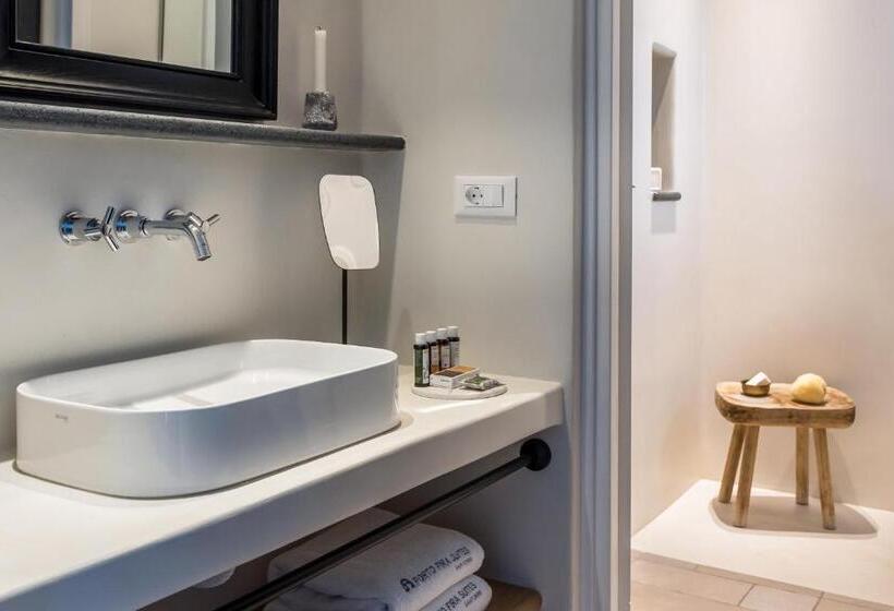 سوئیت با چشم‌انداز, Porto Fira Suites