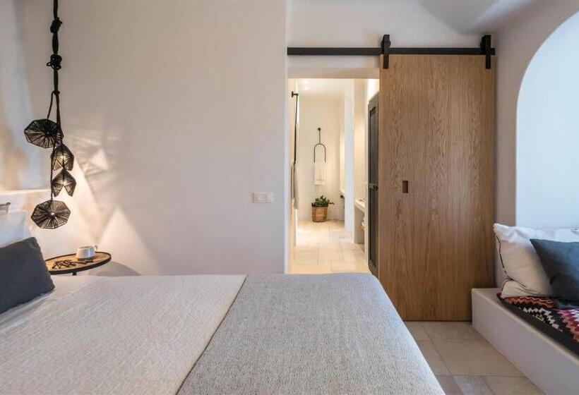 سوئیت سینیور, Porto Fira Suites