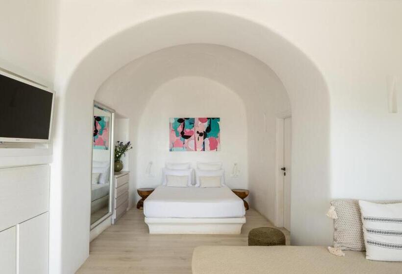 سوئیت دولوکس با چشم‌انداز, Porto Fira Suites