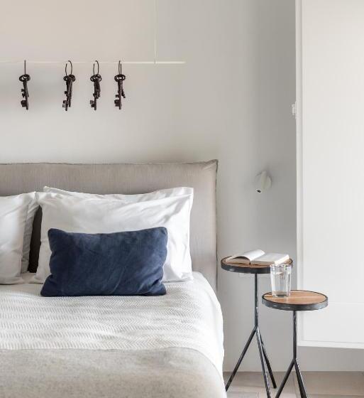 سوئیت با چشم‌انداز, Porto Fira Suites