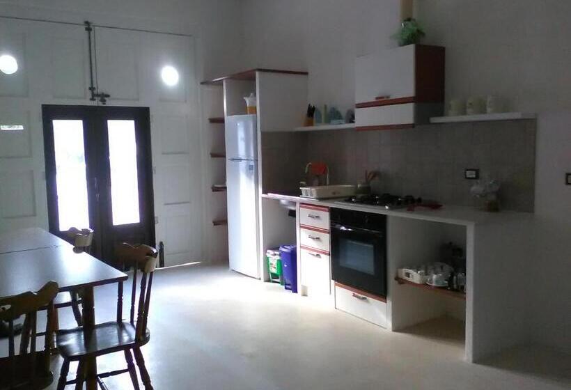 اتاق استاندارد, B&b La Casa Degli Artisti