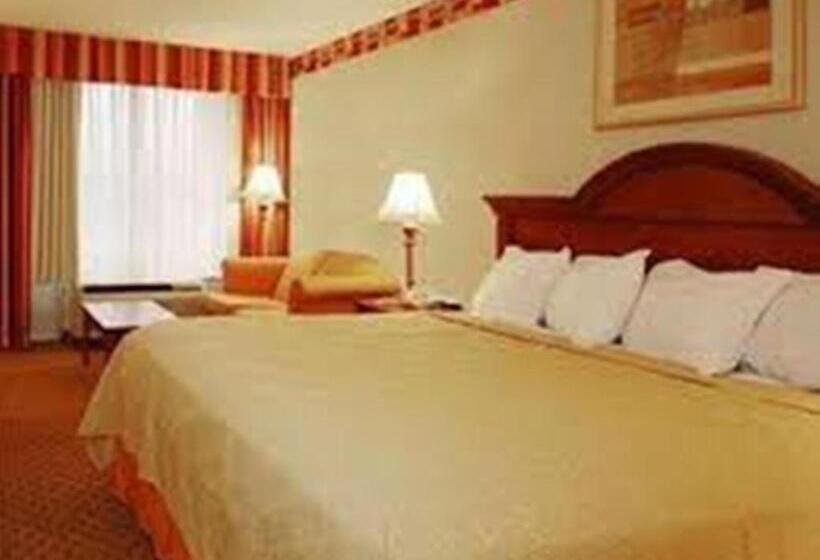 Люкс Deluxe Кровать Кинг, Baymont By Wyndham Walterboro
