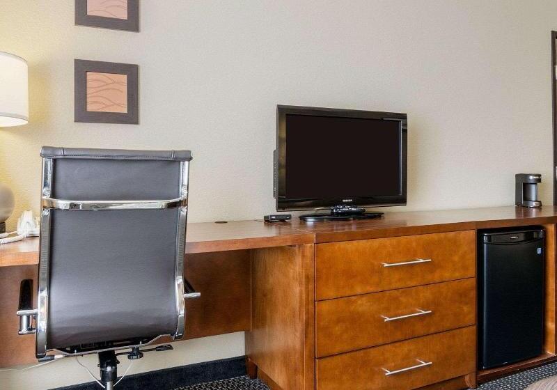 Стандартный Номер Кровать Кинг, Comfort Inn Garden City