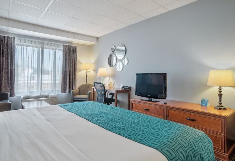 Люкс Deluxe Кровать Кинг, Elevation Inn & Suites, Trademark Collection By Wyndham