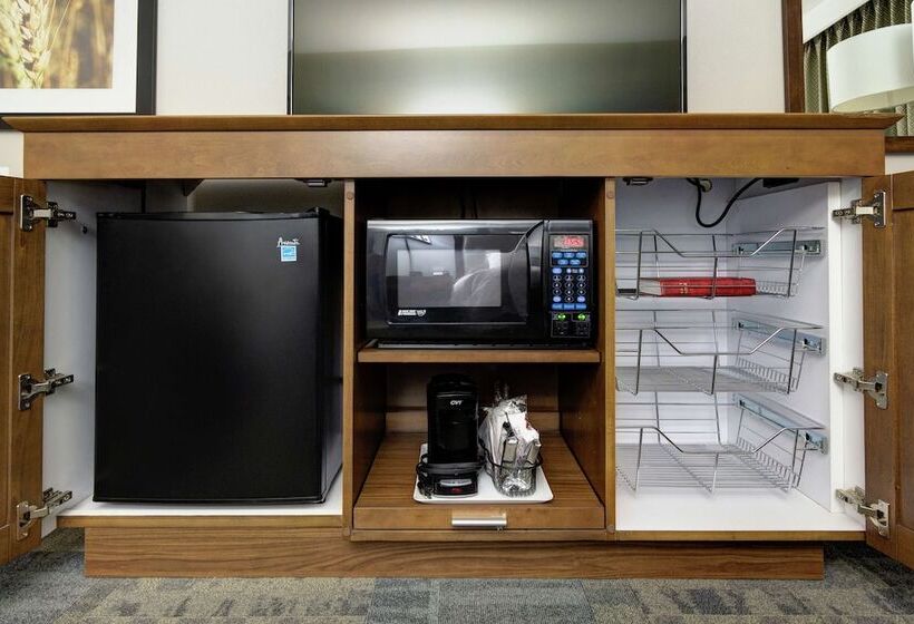 스탠다드 룸, Hampton Inn Salina