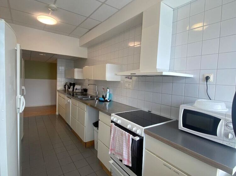 基本间, Stf Oscar Vandrarhem   Hostel