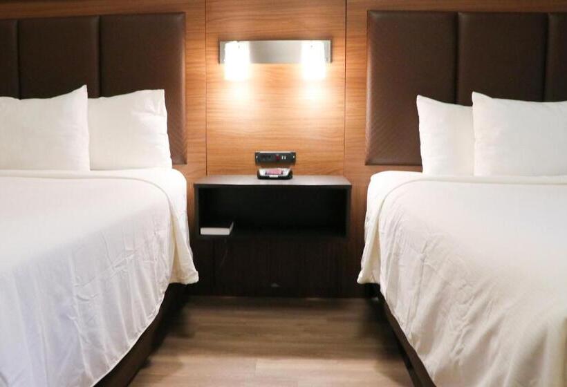 スタンダードルーム, Days Inn & Suites By Wyndham Fort Myers Near Jetblue Park