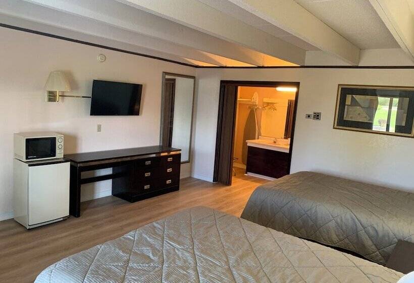 Номер Стандарт 2 Двуспальные Кровати, Tollway Inn Beloit