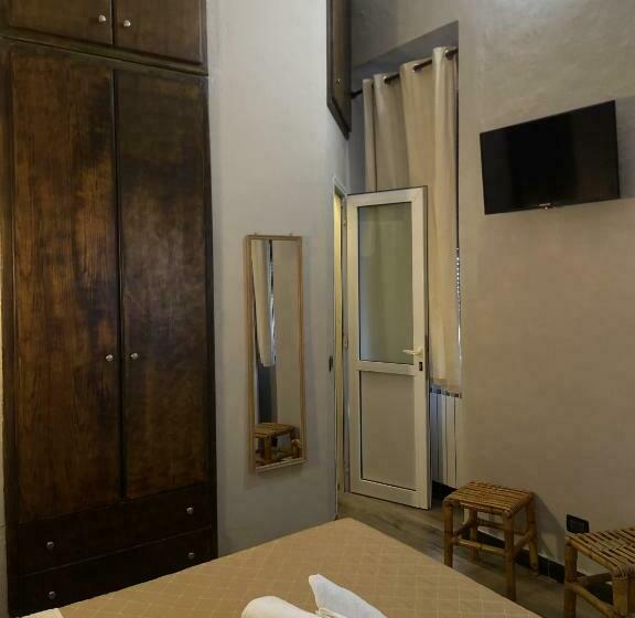 Quarto Economy, Pino Dependance