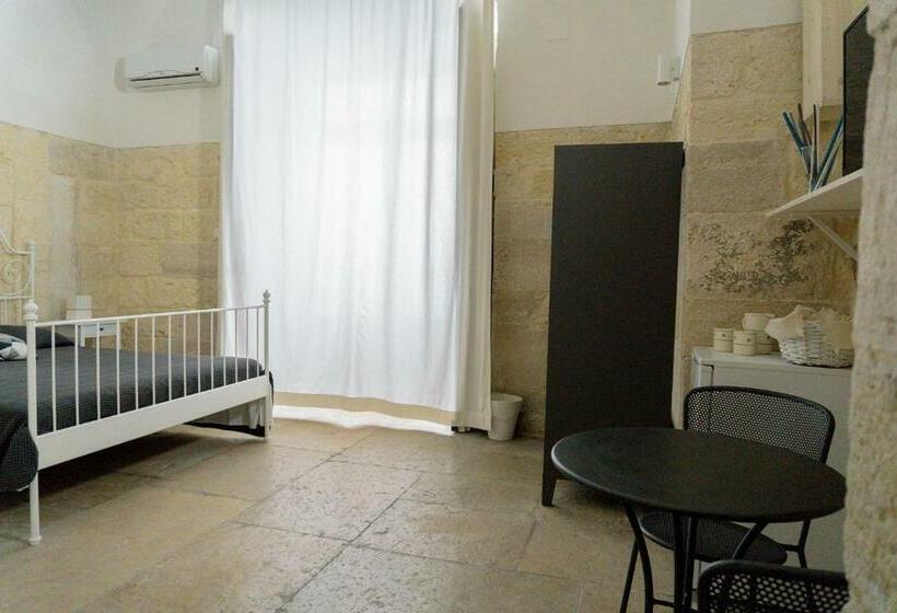Quarto Deluxe, Donato Rooms