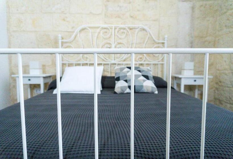 Quarto Deluxe, Donato Rooms