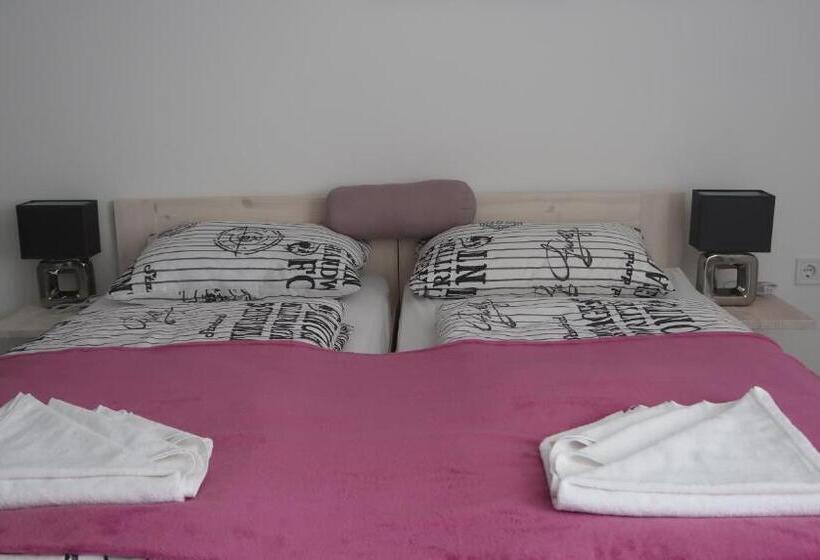 اتاق استاندارد چهار تخته, Anna Villa Füred Boutique Rooms