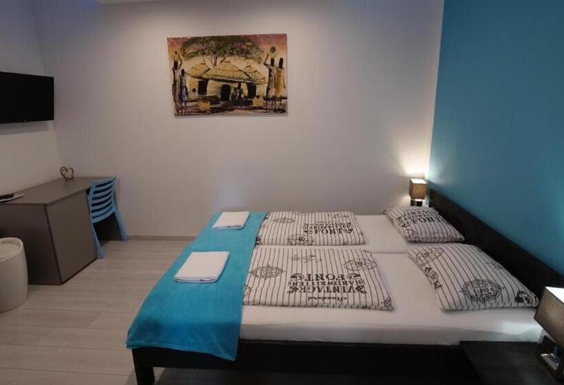 سوییت لوکس, Anna Villa Füred Boutique Rooms