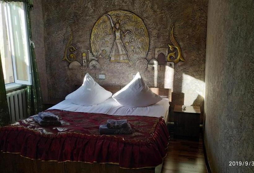 اتاق اکونومی, Mubina Khiva B&b