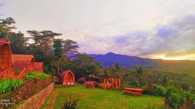 Номер Стандарт Вид на Сад, Villa Bambu Rinjani & Restaurant