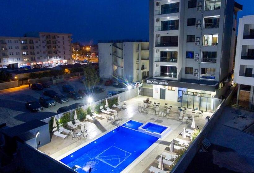 اتاق لوکس, Lajka Luxury
