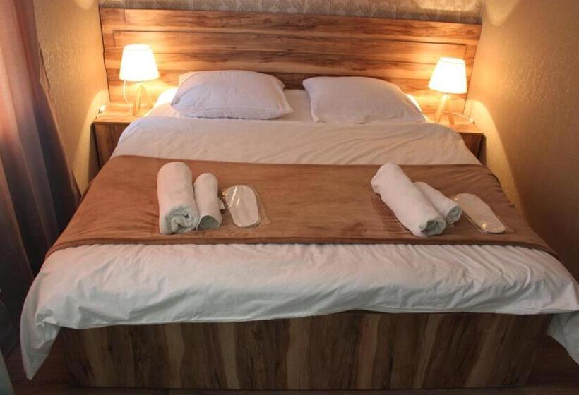 اتاق لوکس, Guesthouse Elia