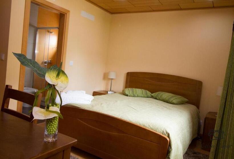 اتاق لوکس, Casa Do Telheiro