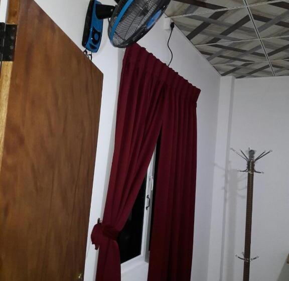 Economy Quadruple Room, Oudarya Guest