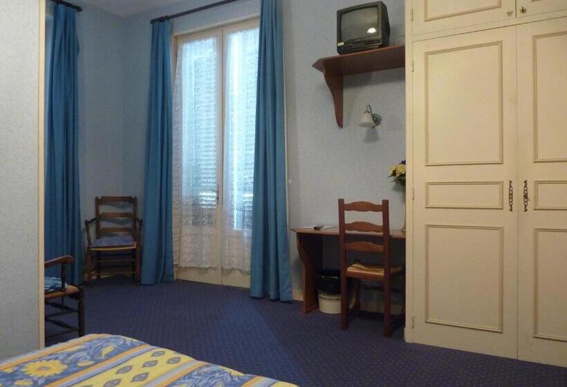 Номер Deluxe, De Paris