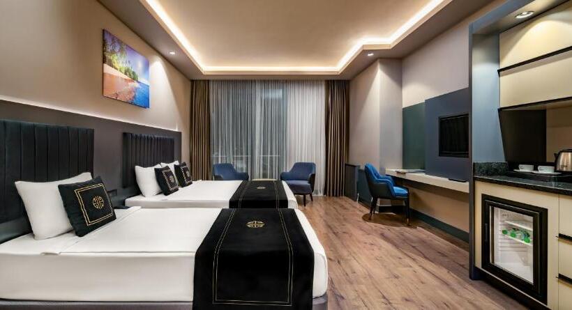 スーペリアトリプルルーム, Hidden Hills Hotel Istanbul Airport